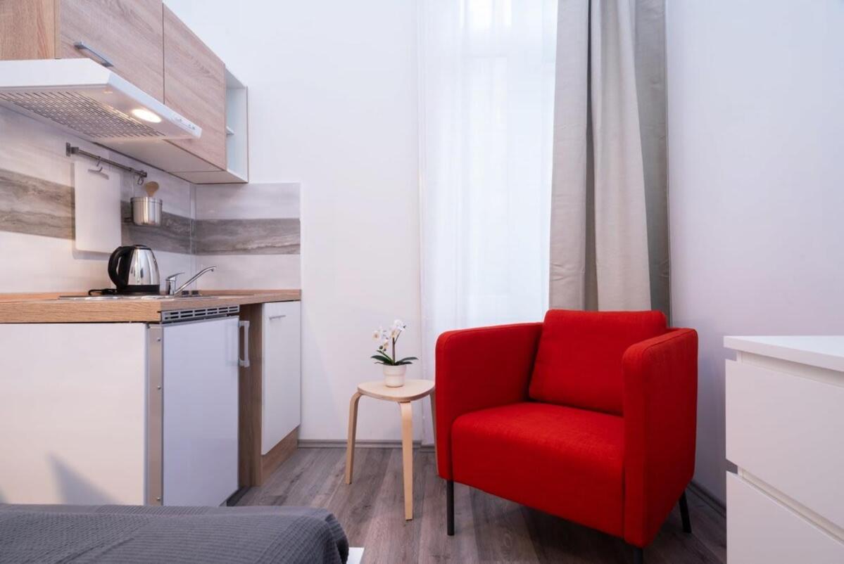 New Comfy At Convenient Location Apartment Budapest